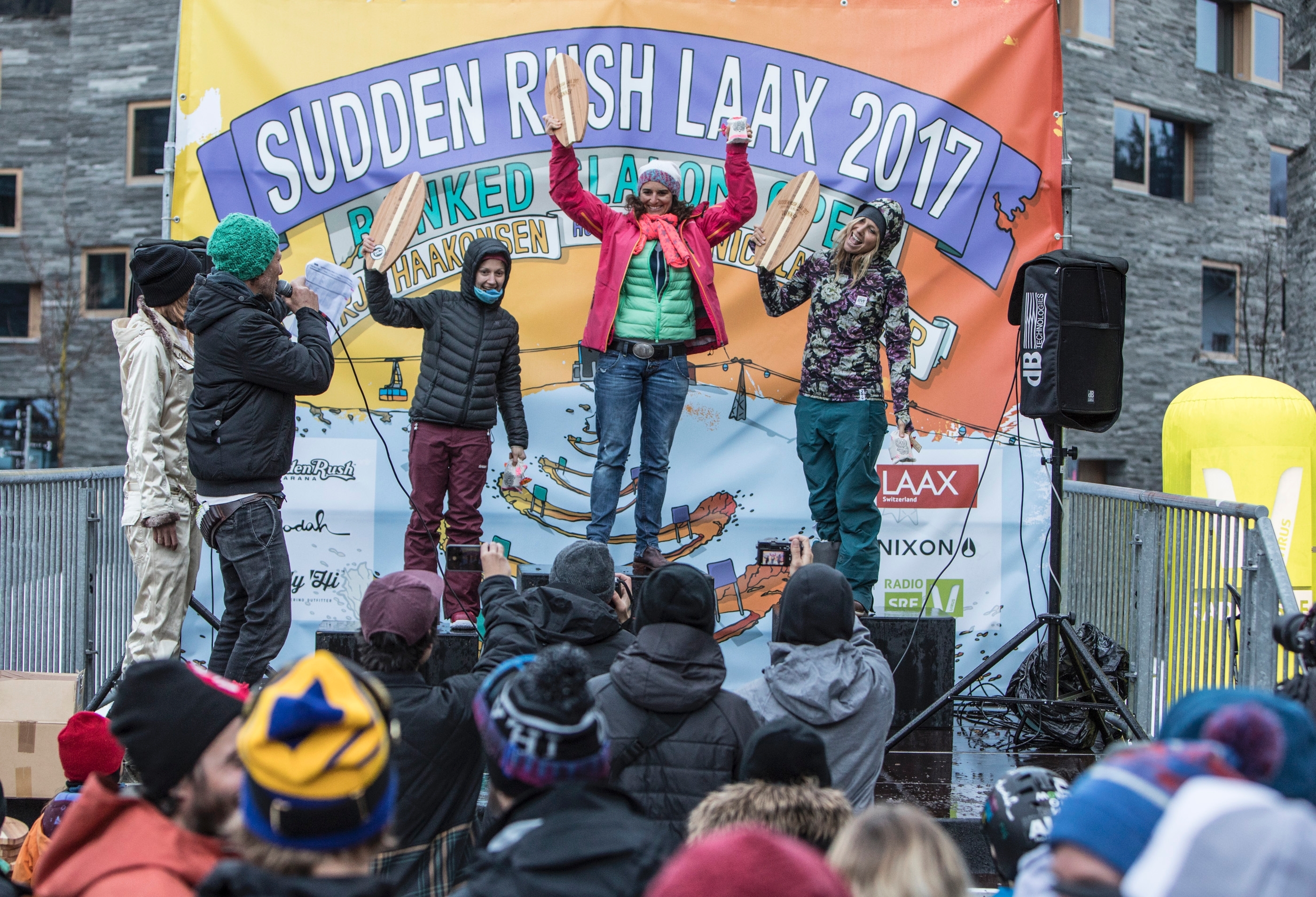 Sudden_Rush_Banked_Slalom_Laax_17_Podium_Women_Pros_Ruggli_2214.jpg