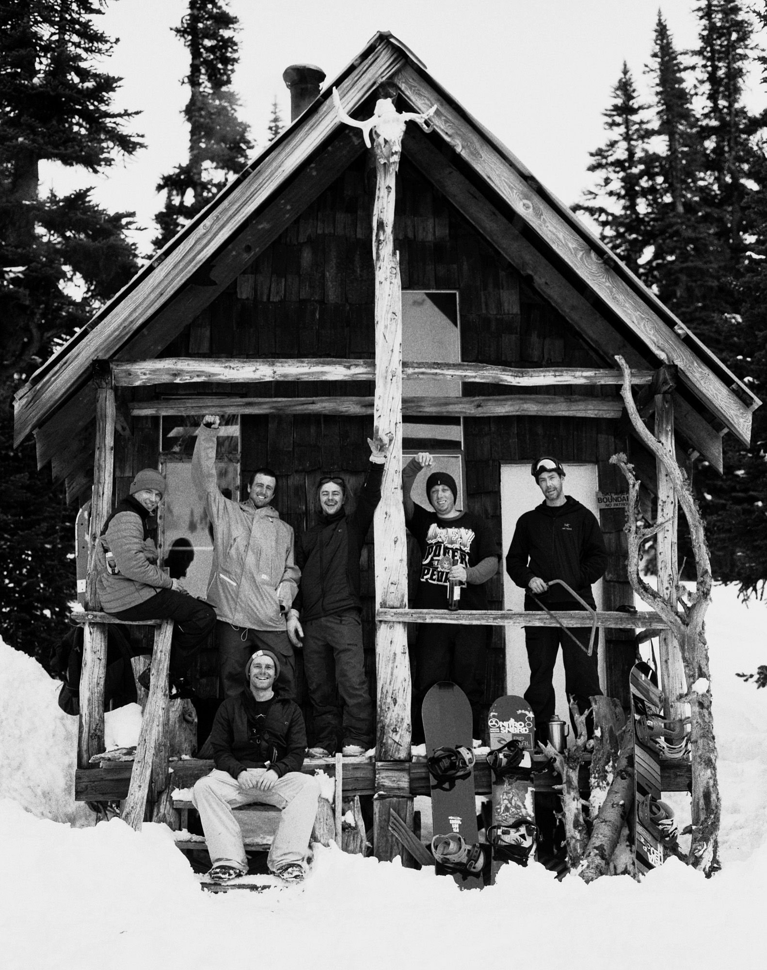 scan_P67_3200_059_Crew_love_at_our_lost_cabin_crop_HD.jpg