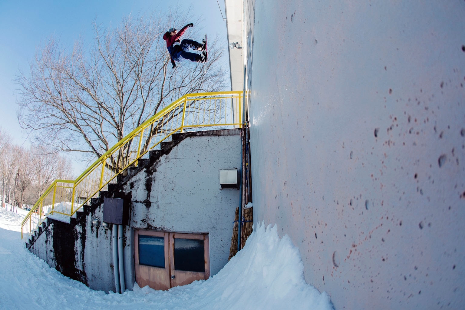 BennyUrban_BoardslideUpToWallToFakie_Japan_2Z7A7619_titre.jpg