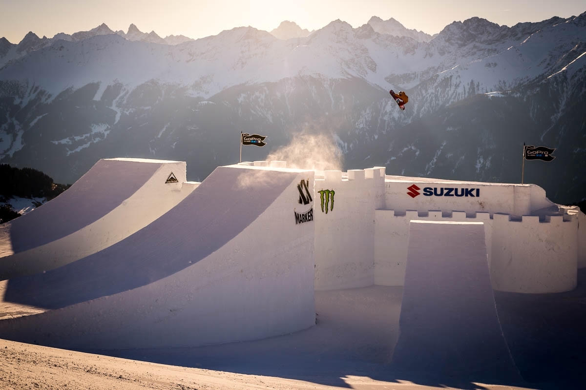 Suzuki nine Queens 2016_Day5_Sunrise_Action SNB_Kjersti Ostgård-Buaas_Klaus Polzer_Distillery_NBH_121_LR.jpg