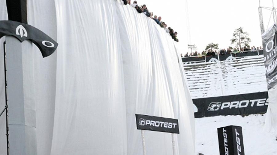 Method Mag Oakley Arctic Challenge 2008