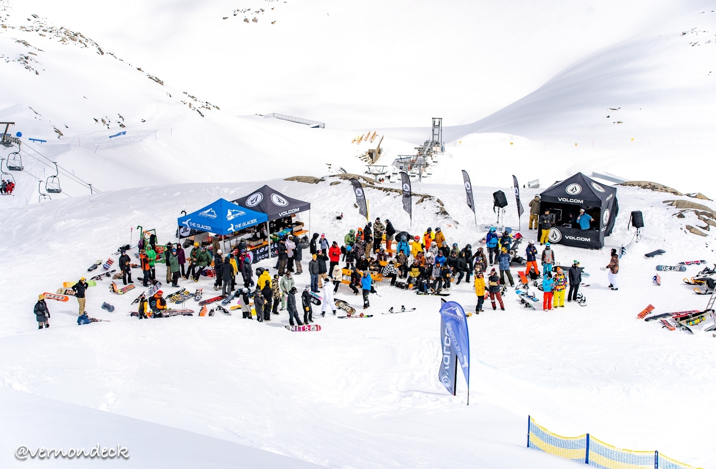 1d49ffa8-volcombankedslalom-day2-kitzsteinhorn-april-vernondeck-2019-201.jpg