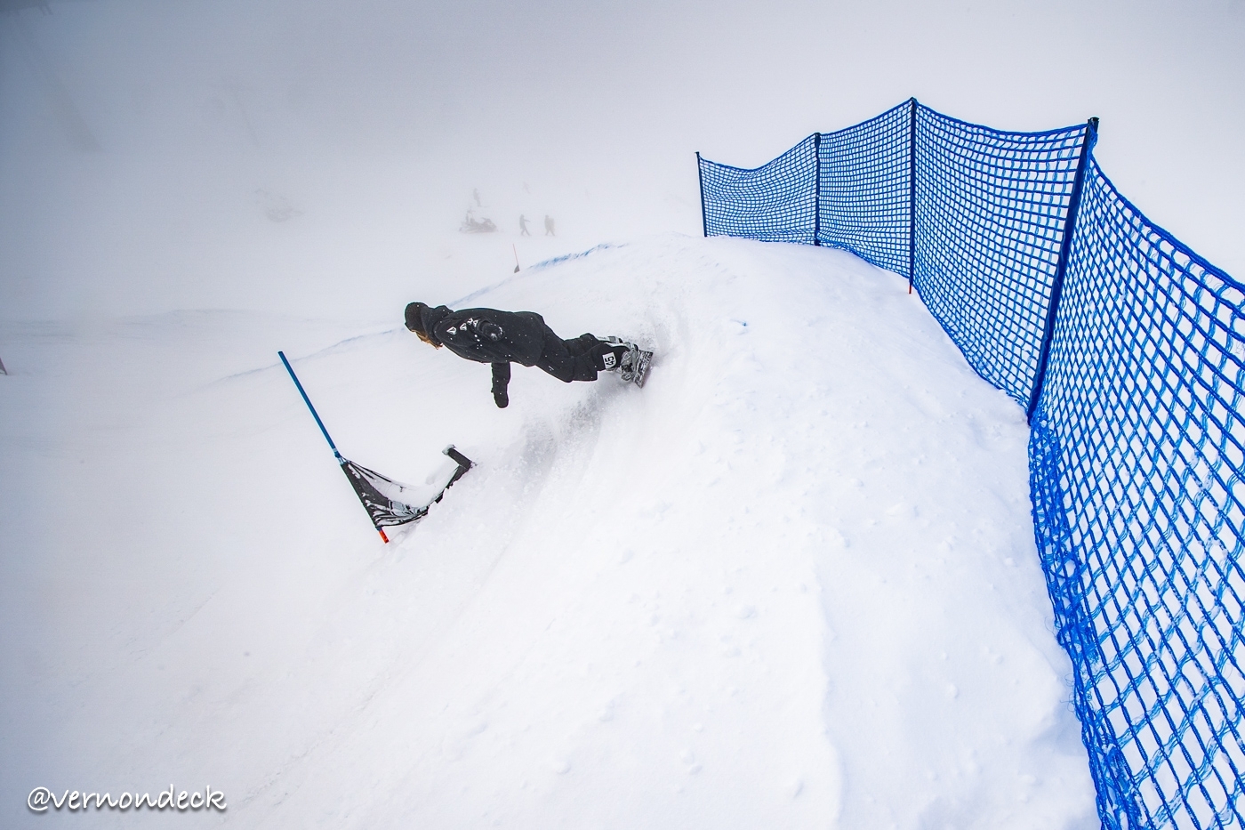 VolcomBankedSlalom_Day2_Kitzsteinhorn_April_VernonDeck_2019-59.jpg